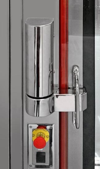 Inflatable gasket and pnumatic closing mechanism 